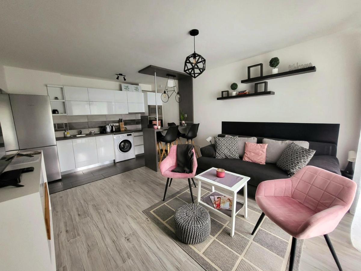 Tisza River Apartman Szegedin Exterior foto